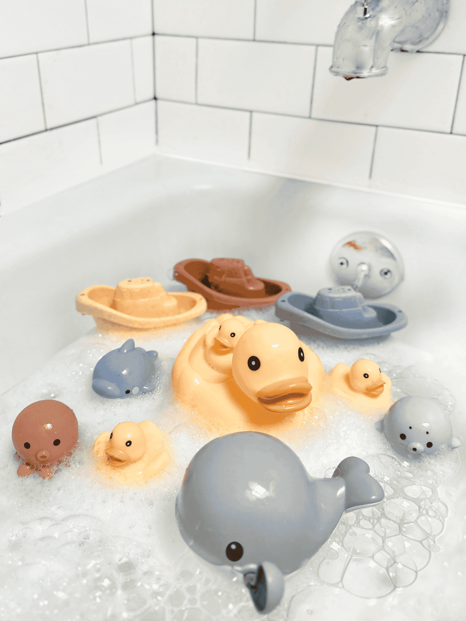 My First Bathtime Toy Set (12 - Pc) - Baby Sessions