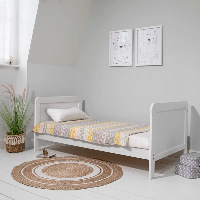 Rio Cot Bed with Mattress and Cot Top Changer - Baby Sessions